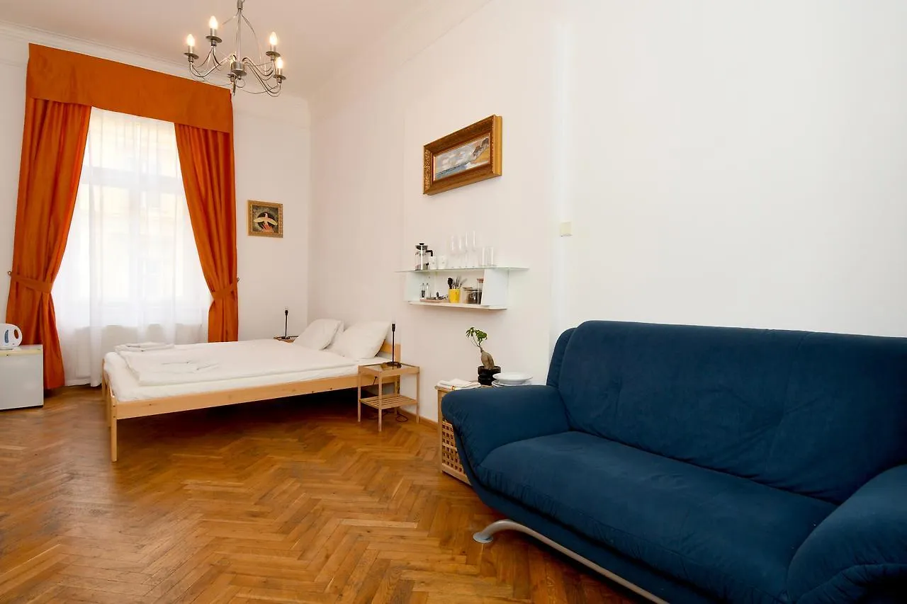 Guest house Halkrooms Prague