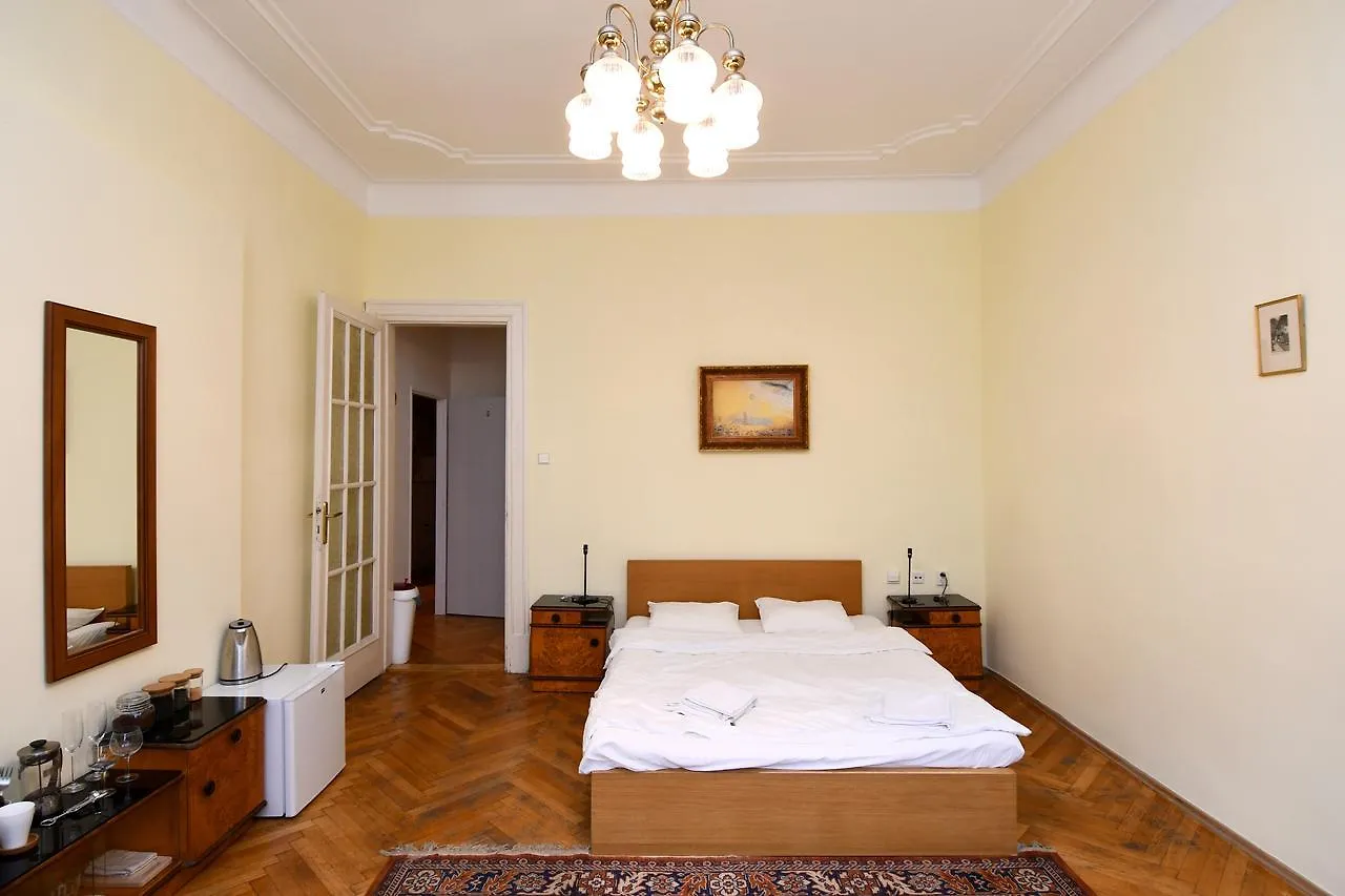 Halkrooms Prague Guest house